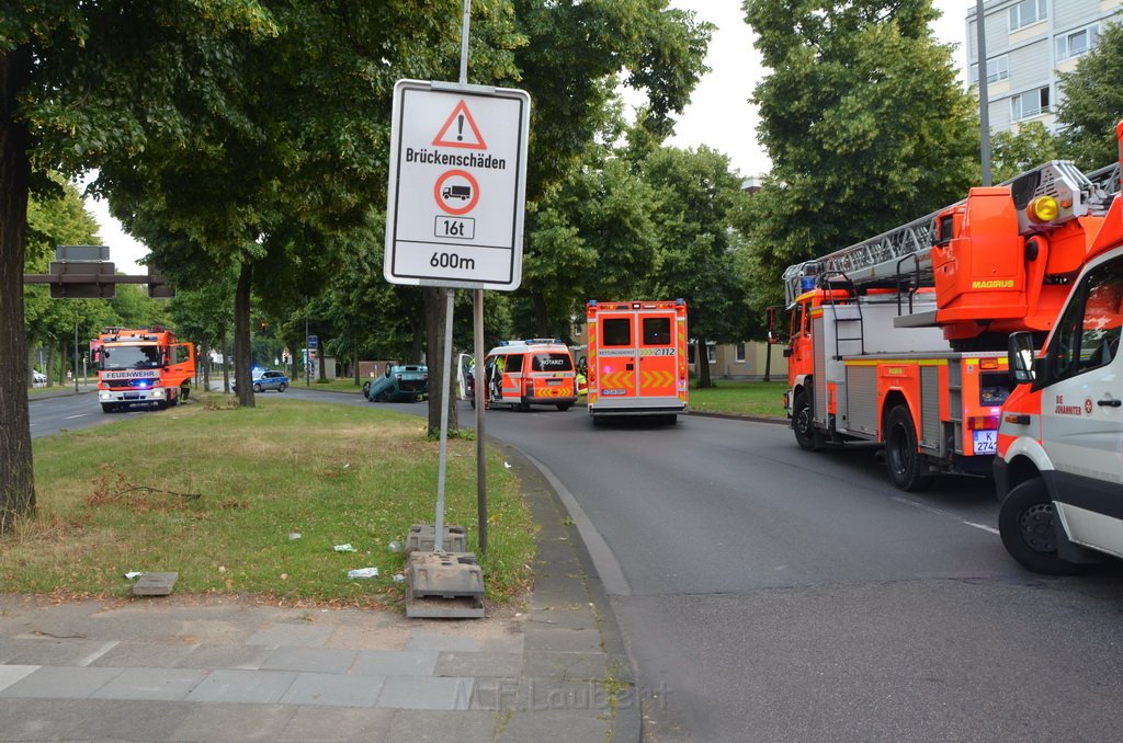 VU Koeln Deutz Deutzer Ring P21.JPG - Miklos Laubert